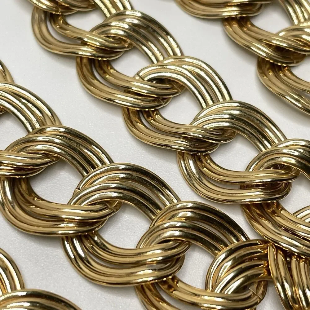 Vintage Oversized Textured Gold Tone Metal Linked Collar Vintage Chain Necklace